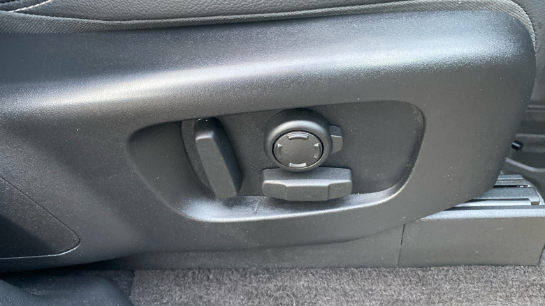 Land Rover Discovery Diesel 3.0 D300 R-Dynamic SE Commercial Auto